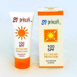 EV PRINCESS PROTECTION SUNBLOCK LOTION 100SPF FOR FACE 31kiOyhryiL EV PRINCESS PROTECTION SUNBLOCK LOTION 100SPF FOR FACE