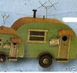 Vintage Camper Birdhouse