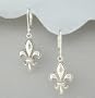 Fancy 00 Fleur De Lis Antiqued Silver Dangle Earrings (Style1)