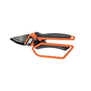 Black and Decker 8.5-Inch Bypass Pruner with Knuckle Guard Carbonite BD1104 by 