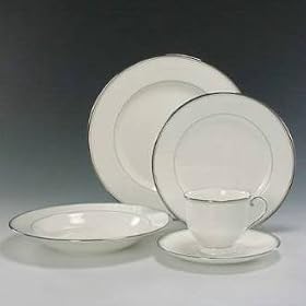 GOTHIC PLATINUM CVD CASSEROLE by Mikasa