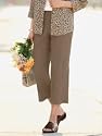 Petite Black Travel Crinkle Solid Capris