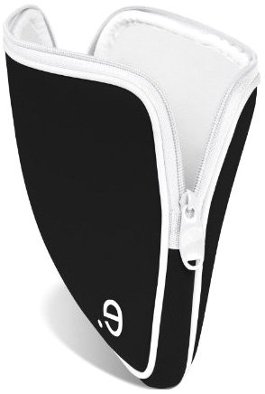 be.ez 100764 LA robe Sleeve for 10.2-Inch Netbooks (Black and White)