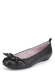 Panelled Bow Pumps