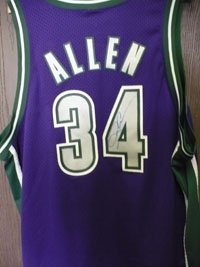 Allen, Ray Autographed/Hand Signed Bucks Nike Swingman Jersey