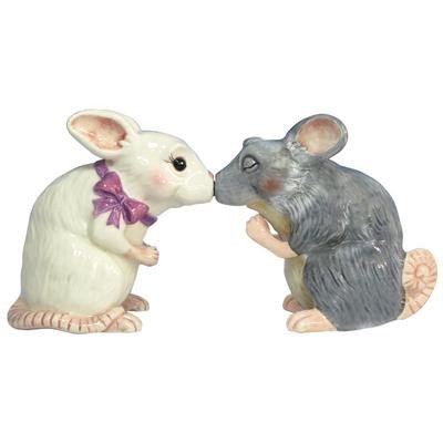 Kissing Mice Salt and Pepper Shakers