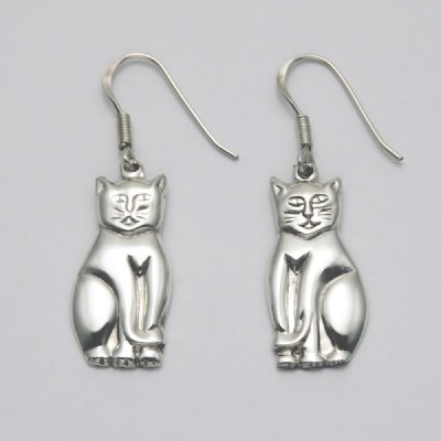 Smooth Sitting Cat Earrings
