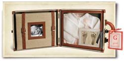 Cover image : Biography 101 Album & Shadow Box: Tweed With Brown