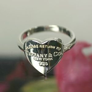 Cover image : 【TIFFANY&CO/ティファニー】RRTハートタグリング 日本サイズ約9号 #19694267
