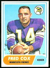 1968 Topps Regular (Football) Card# 107 Fred Cox of the Minnesota Vikings Ex Condition