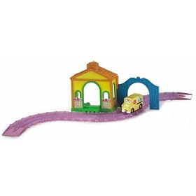 Take Along Dora School Bus Track Set