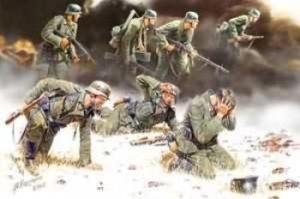 Masterbox 3518 1:35 German Panzergrenadiers,7 Plastic Model Soldier Figures-image