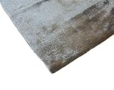 Eigenschaften Rosenau24  / Plüsch - Stoff in silbergrau - Meterware