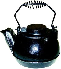 Napoleon Cast Iron Kettle 3 QT