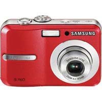 Samsung S760-BUNDLER 7-Megapixel Digital Camera - Red