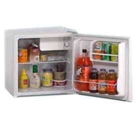 Avanti RM172W 1.7 CF Compact Refrigerator (White) by AVANTI