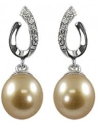 14KW 8-8.5MM Natural pink freshwater cultured pearl and diamond (.059 cttw) earrings.