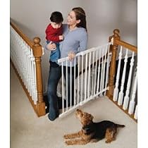 KidCo Angle Mount Safeway Gate - White