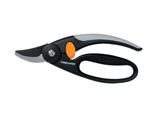 Fiskars FingerLoop pruner - P44