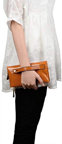 Yahoho Women's Large Capacity Soft Genuine Leather Wristlet Wallet Smartphone Clutch with Handheld Belt Brown