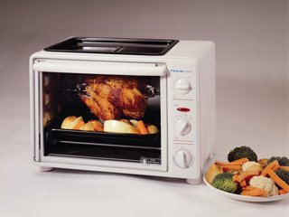 Childrens Toyshop  Kitchen & Housewares : Compact domestic rotisserie oven in white, Home-tek model HT459
