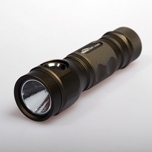  ZebraLight SC600 750 Lumen CREE XM-L LED Flashlight 