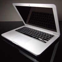 TopCase BLACK Keyboard Silicone Cover Skin for Macbook 13″ Unibody (A1342/WHITE) with TOPCASE® Mouse Pad