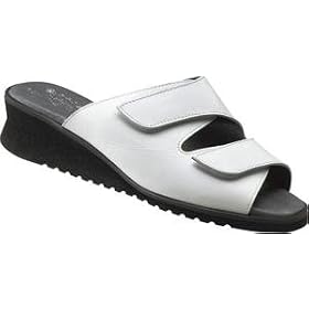 Click here to buy Spring Step Women's Torino Sandal by Spring Step.
