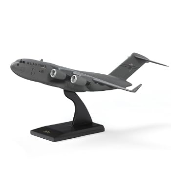 C-17 Globemaster III 1:100 Wood Model