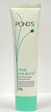 Pond’s Clear Solutions Anti-Bacterial Facial Scrub, 20 G / 0.70 Oz