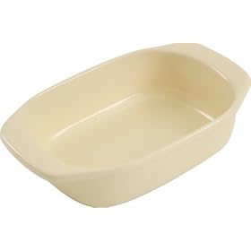 Buy Chantal 1.75 Quart Rectangular Baker Pure 93 RT22CL now!