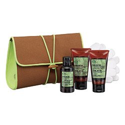 The Body Shop PURE DETOX Kit - Mask, Moisturizer, Bath Soak, Gloves