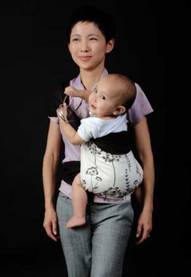 Ellaroo Mei Hip Baby Carrier   Simplicity Black Organic Cotton Canvas