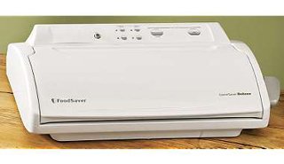 New Foodsaver Gamesaver Deluxe Hands-Free Easy Lock Latch System Crushfree Instant Seal