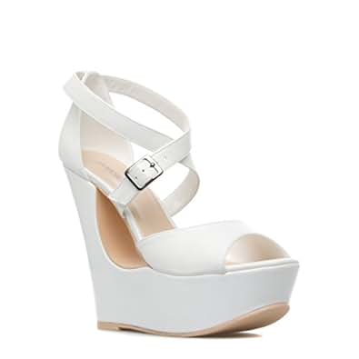 Amazon.com: ShoeDazzle Women's Judea Wedges White/ Off White PU 11: Shoes