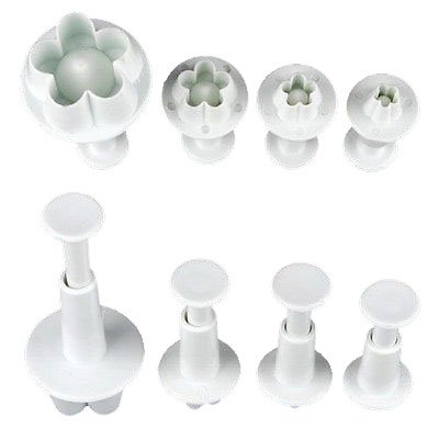 eFuture(TM) Sugarcraft Cake Decorating Fondant Embossing Tool Spring Blossom Mold Flower Plunger Cutter-1 Set(4pcs) +eFuture's nice Keyring