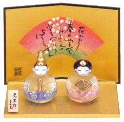 彩絵玻璃座花雛（花衣）<br>（陶器/雛人形）