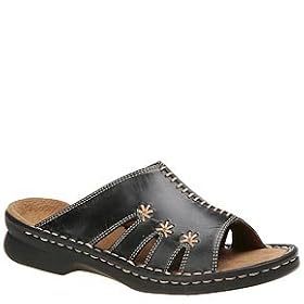 Buy Clarks England Ladies Shae (Black 6.0 W) by Clarks