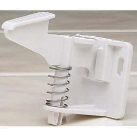 <b>Safety Drawer Latches</b>