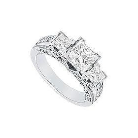 Diamond Engagement Ring : Platinum - 1.50 CT Diamonds
