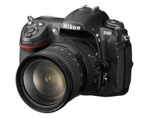 Nikon D 300 Kit + AF-S DX VR 3,5-5,6/16-85 G ED