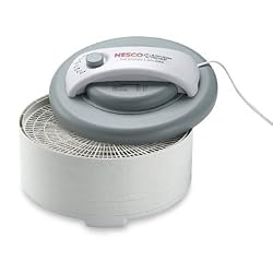 Nesco FD-61 Food Dehydrator - 4 Trays & Fruit Roll Sheet - NO SPICES