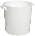 Carlisle 0600-02 6 qt Capacity, 9.37" Diameter x 8.12" Height, White Color, Polyethylene Bain Marie Container
