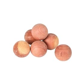 Stv  STV031 Cedar Balls, Box of 24