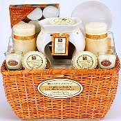 Home Radiance - Eggnog Fragranced Candle Collection Gift Set