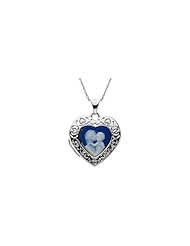 14K Yellow Gold - Heart Shaped Cameo Locket With A Mother Holding Her Child