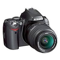 Nikon D40 6.1MP Digital SLR Camera Kit with 18-55mm f/3.5-5.6G ED II AF-S DX Zoom-Nikkor Lens