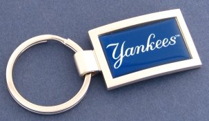 New York Yankees Curved Keychain