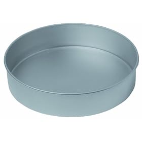 Buy Chicago Metallic Commercial II Non-Stick 9-Inch Round Cake Pan now!