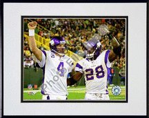 Photo File Minnesota Vikings Brett Favre / Adrian Peterson Framed Photo